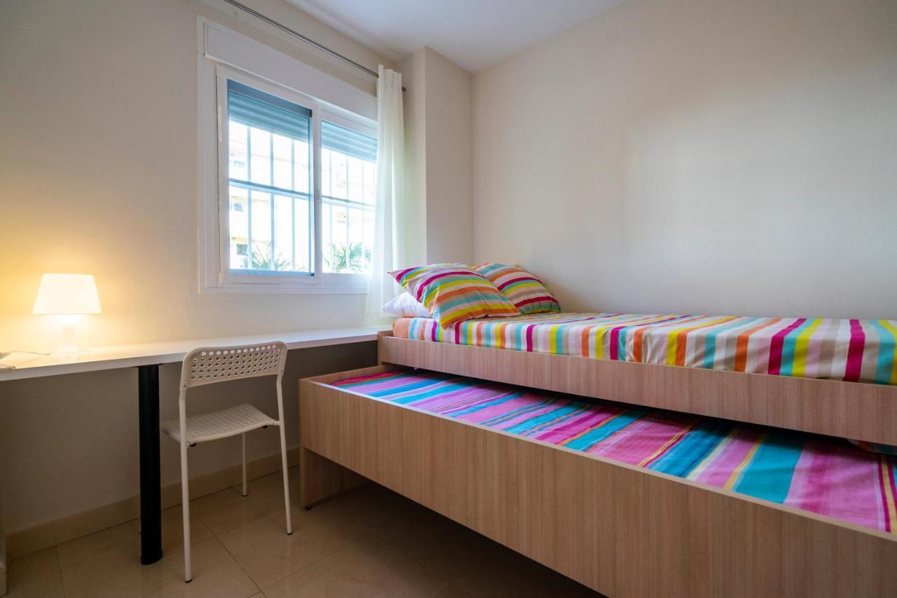 Playa Torrecilla Piscina Centro 2 Habitaciones Nerja Ngoại thất bức ảnh