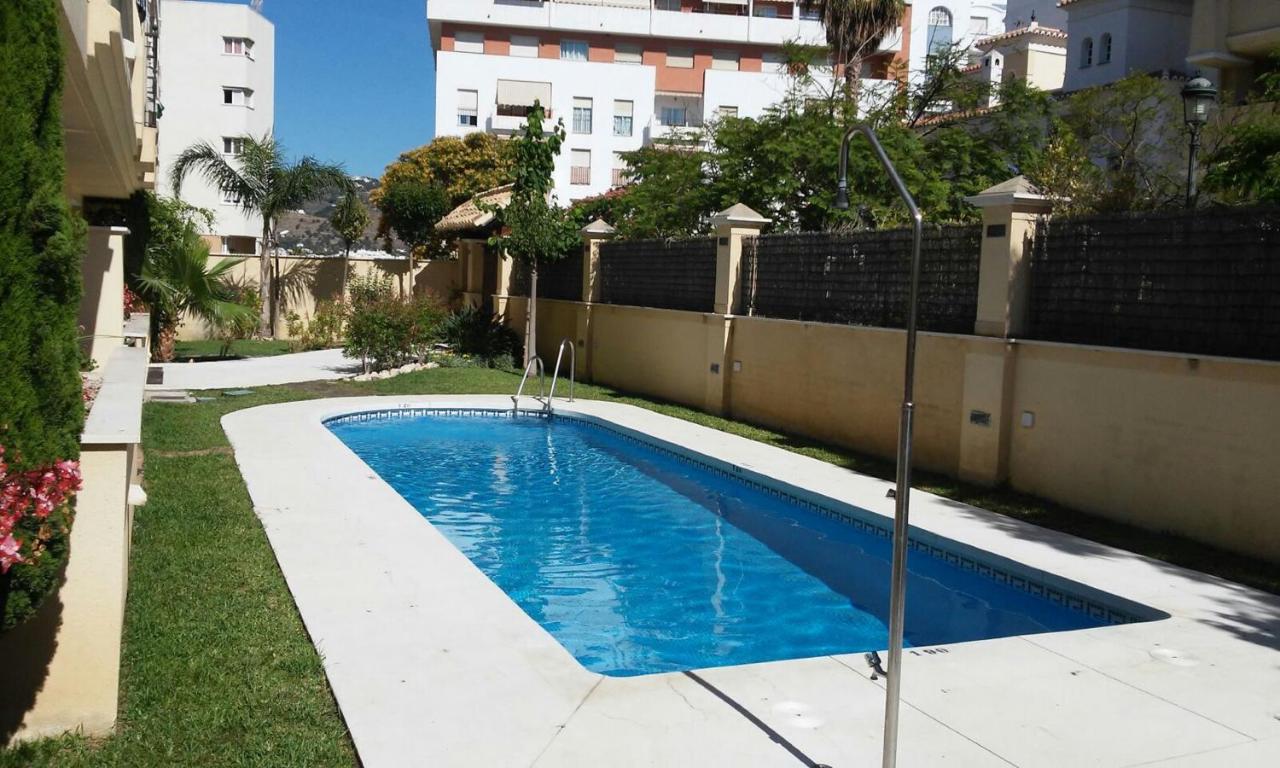 Playa Torrecilla Piscina Centro 2 Habitaciones Nerja Ngoại thất bức ảnh