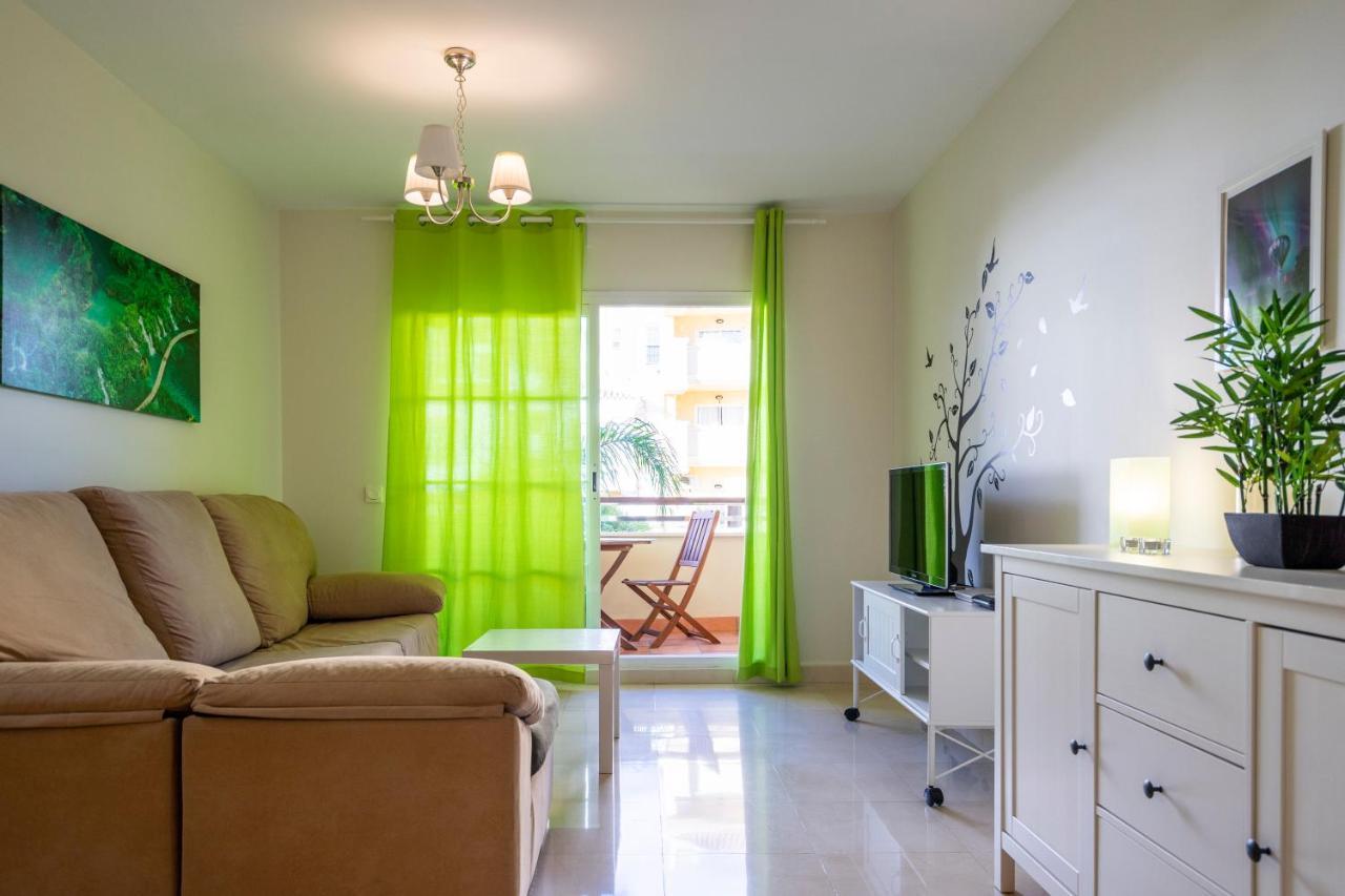 Playa Torrecilla Piscina Centro 2 Habitaciones Nerja Ngoại thất bức ảnh