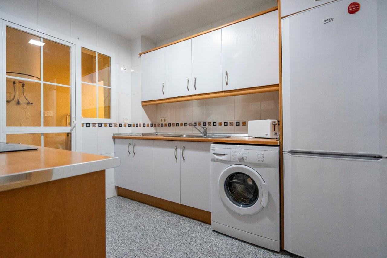 Playa Torrecilla Piscina Centro 2 Habitaciones Nerja Ngoại thất bức ảnh