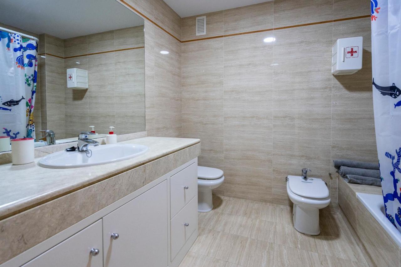 Playa Torrecilla Piscina Centro 2 Habitaciones Nerja Ngoại thất bức ảnh