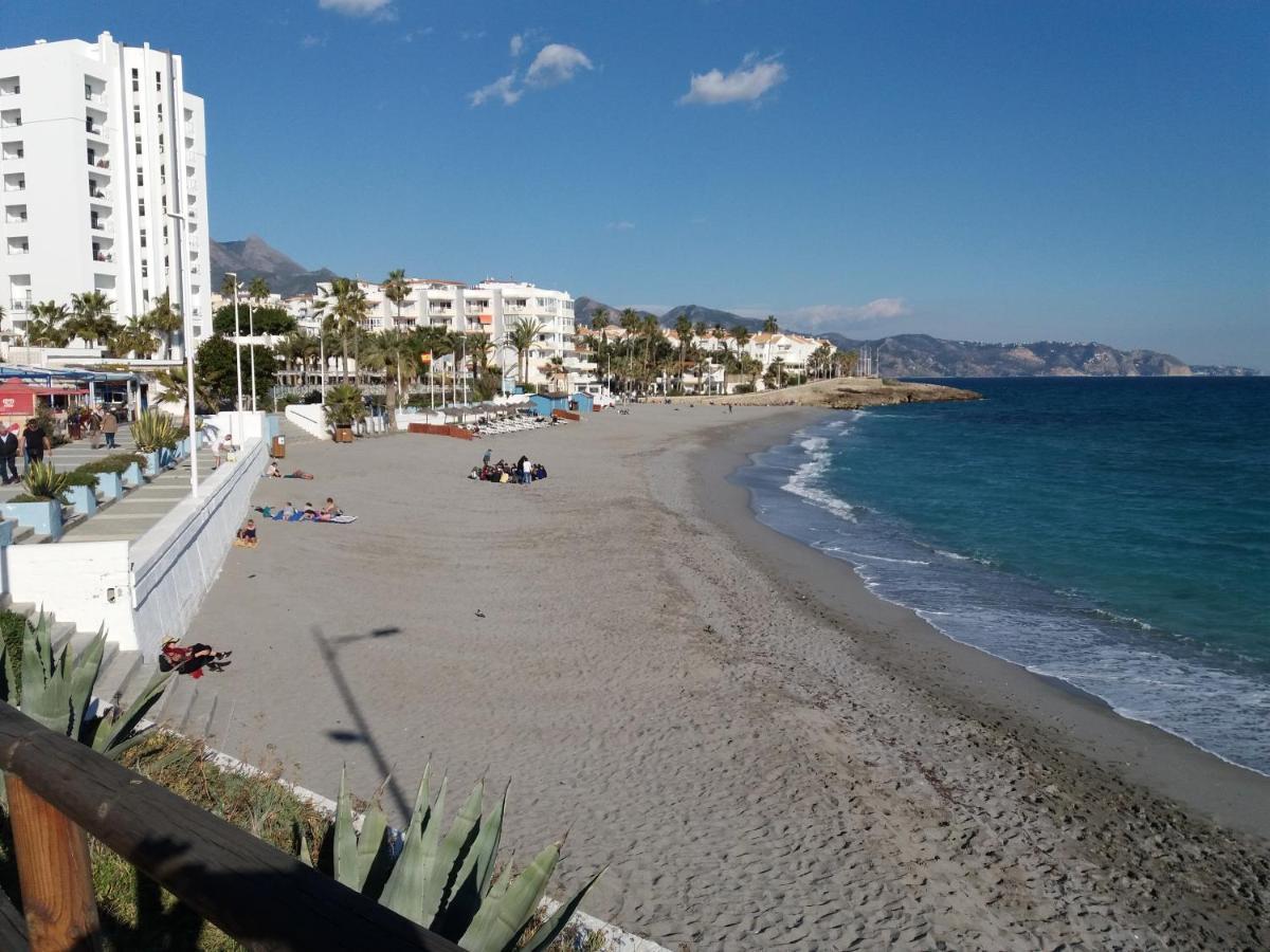 Playa Torrecilla Piscina Centro 2 Habitaciones Nerja Ngoại thất bức ảnh